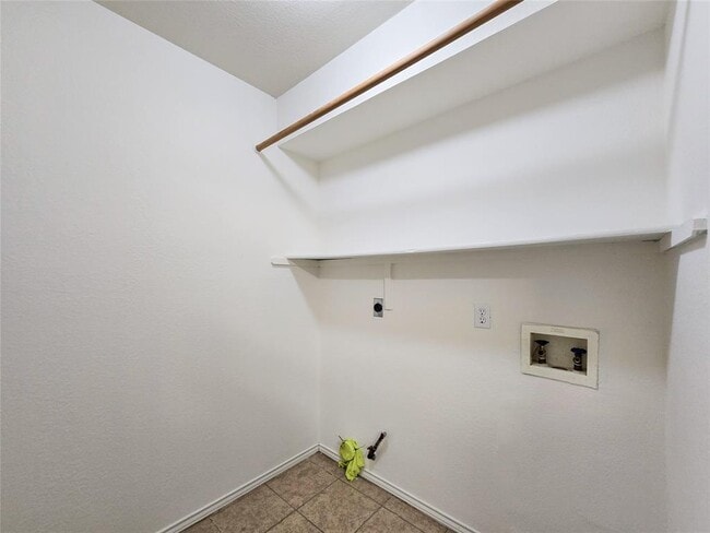 Building Photo - 8021 Rimini Trail