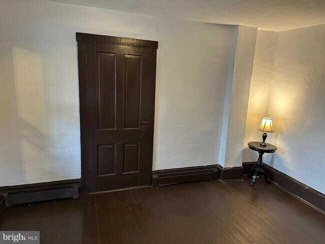 Building Photo - 15 Myers Rd