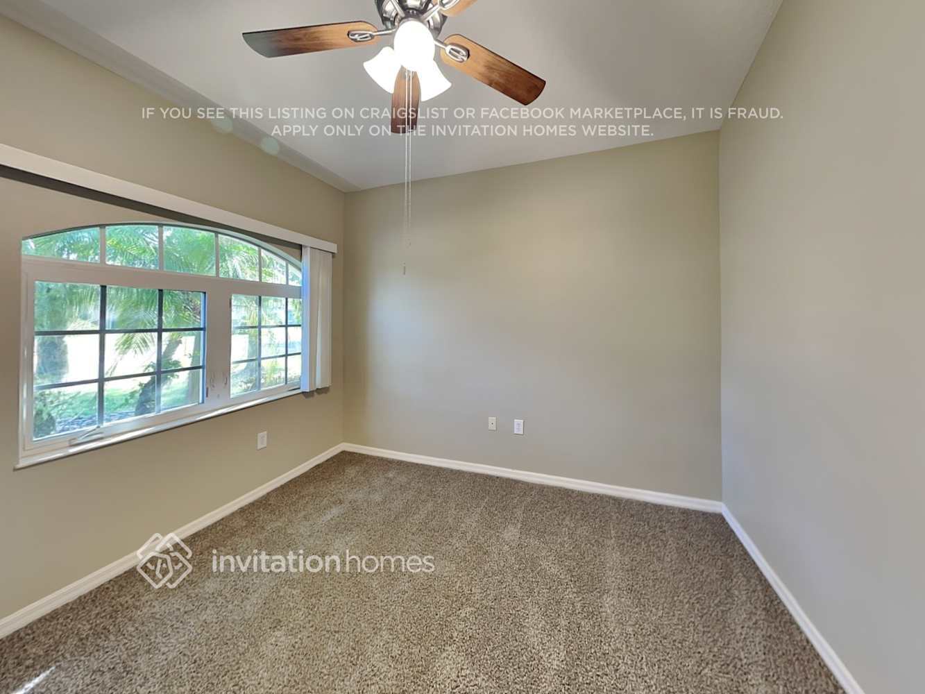 Building Photo - 12122 Aster Ave