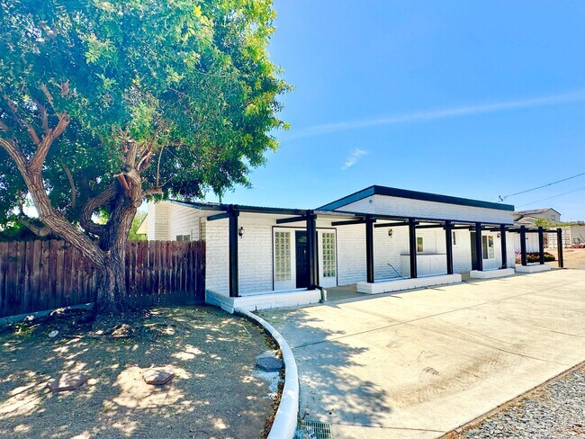 Building Photo - Beautifully Updated & Remodeled Single-Story Country Home with Detached Guest Home Unit on Gated ...