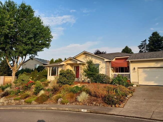 Waterwise Landscaping - 1357 Cathlamet Ct NW