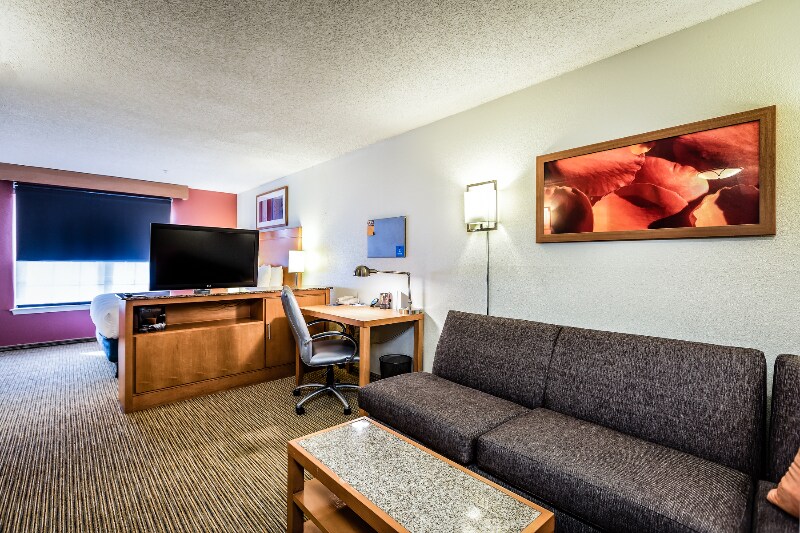 Building Photo - 15405 Katy Fwy