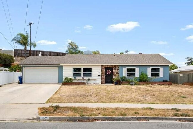 Building Photo - 107 Thrasher Wy