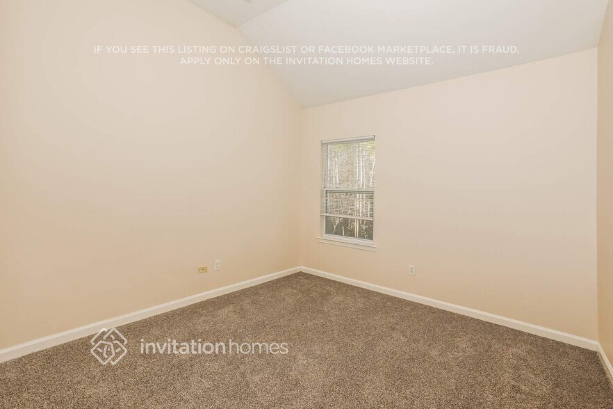 Building Photo - 4435 Ravenwood Dr