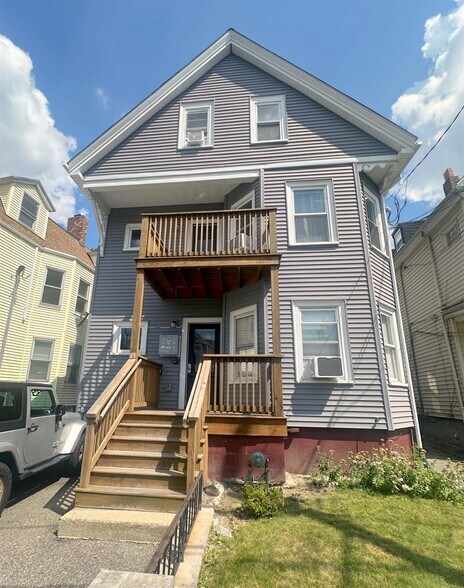 Building Photo - 39 Bradley St