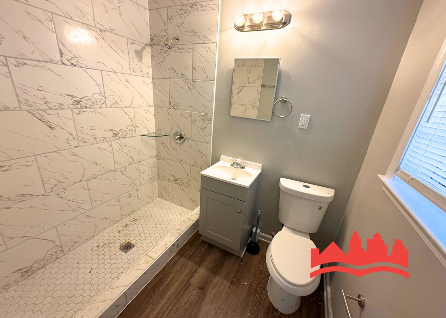 Building Photo - 3620 Sharpe Ave