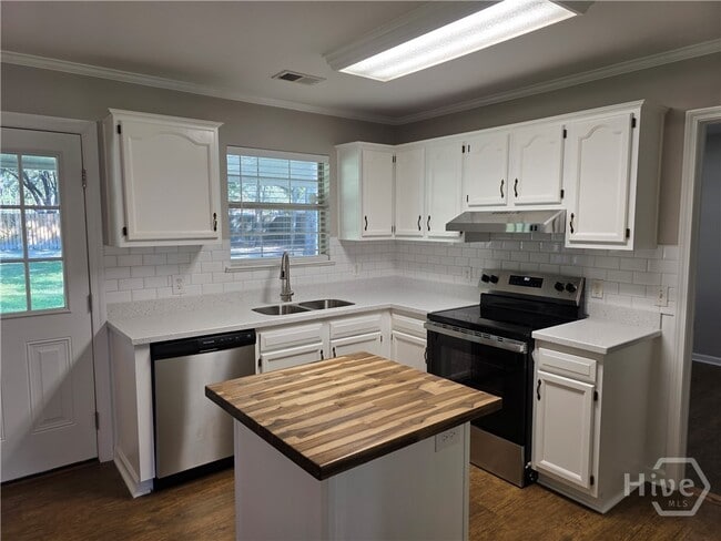 Building Photo - 109 Ashley Dr