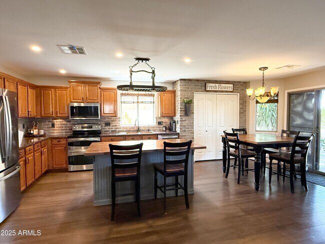 Building Photo - 21550 N 120th Ln