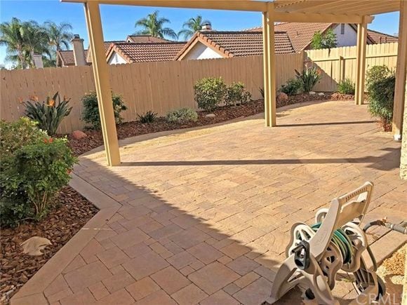 Building Photo - 10581 Sunburst Dr