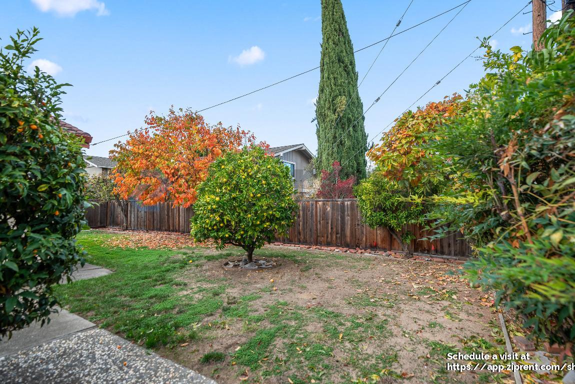 Building Photo - 20365 Silverado Ave