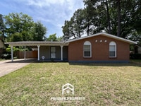 Building Photo - Charming 3BR/1.5BA in 38118 | Vaulted Ceilings, Fireplace & Formal Dining