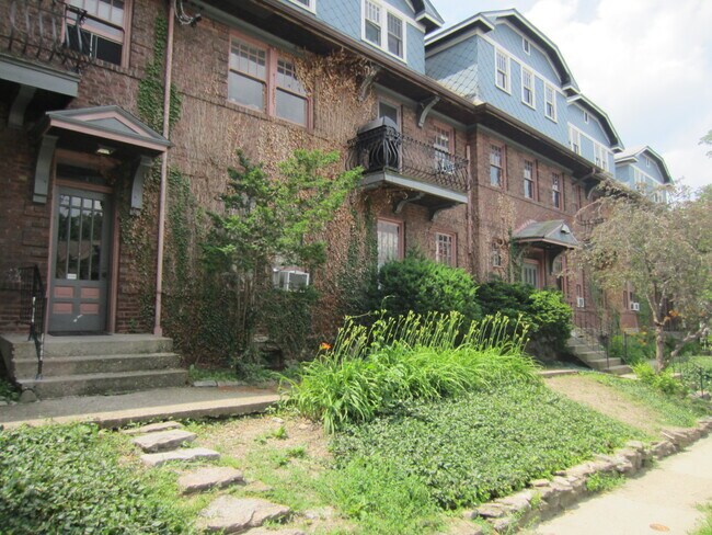 Primary Photo - 621 Clemmer Ave