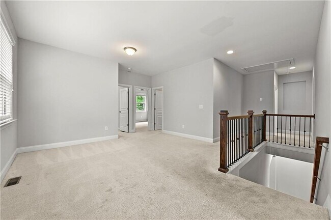 Building Photo - 9965 Cameron Parc Cir