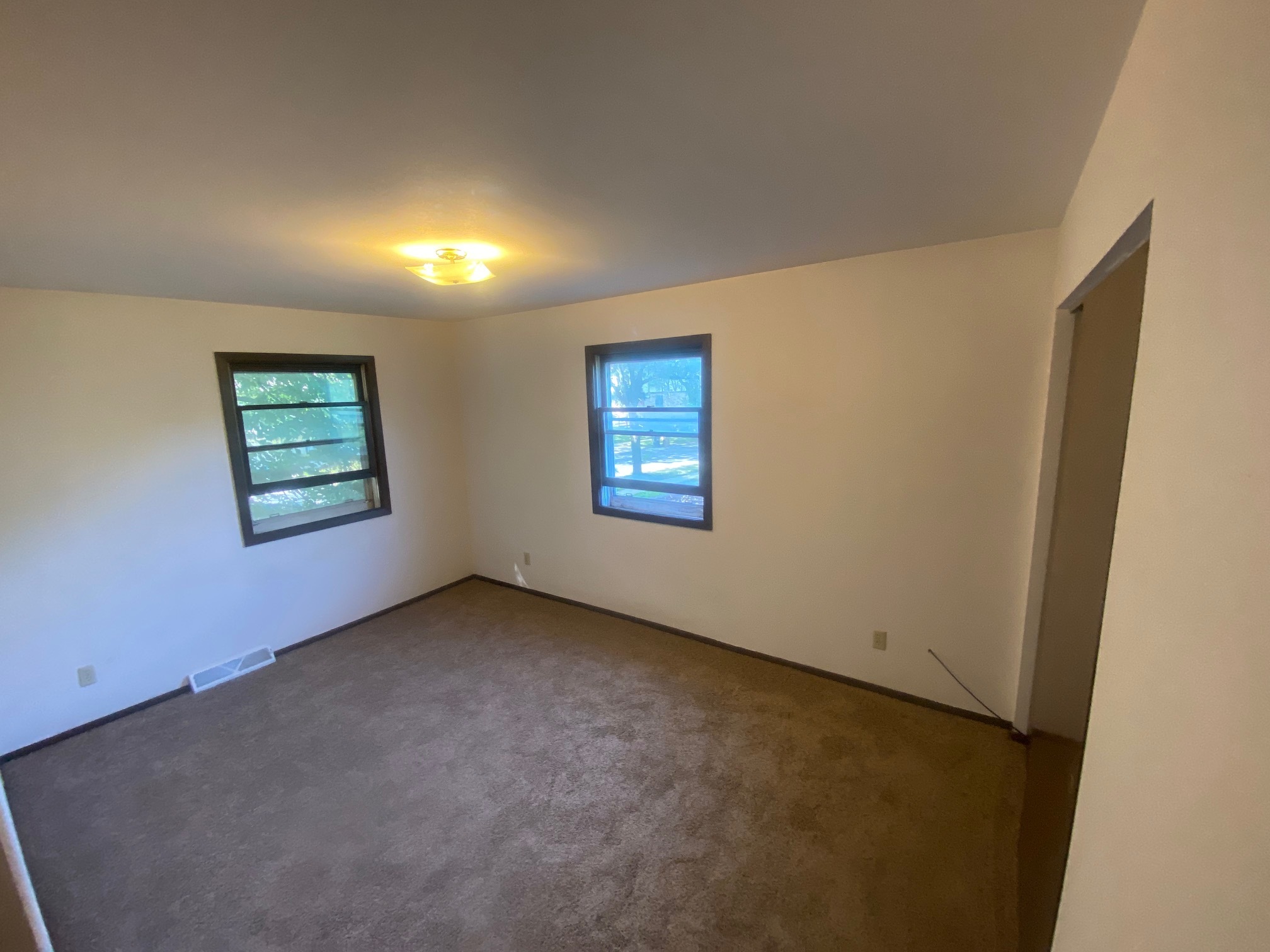 Building Photo - 4603 Stein Ave
