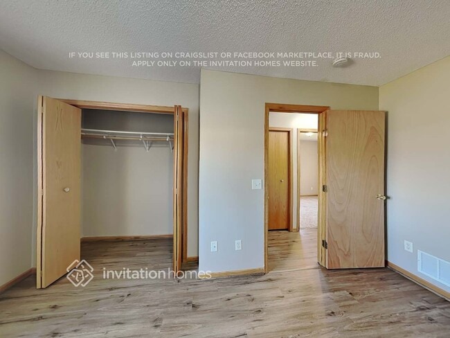 Building Photo - 6382 Marshall Ave NE