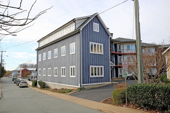 Building Photo - 215 5th St SW
