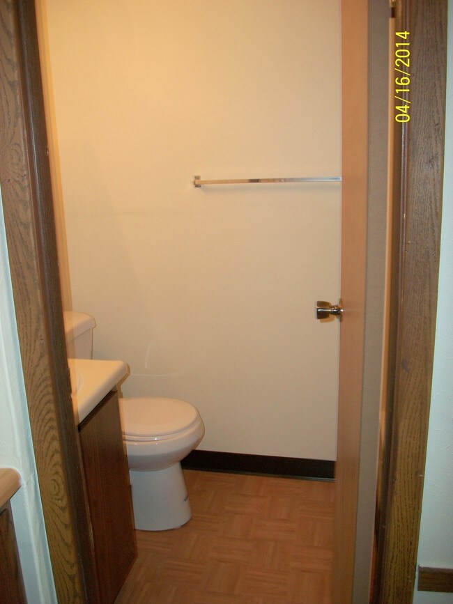 Springwood Apartments 131 N Kimberly Austintown OH 44515 Apartment