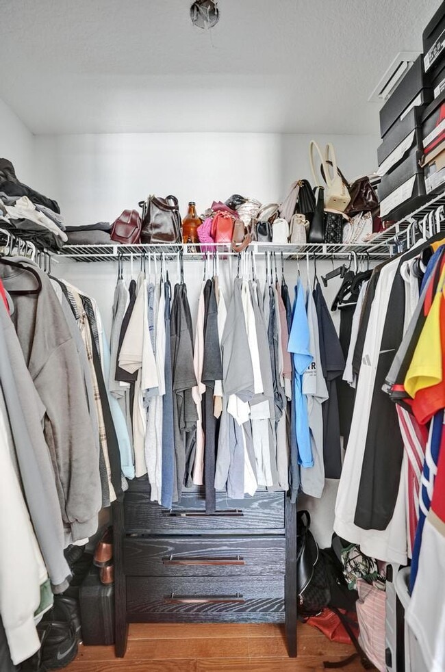 Building Photo - 16405 Diamond Head Dr