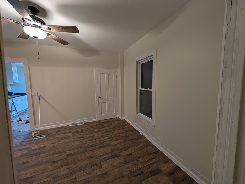 Building Photo - 37 Congress St