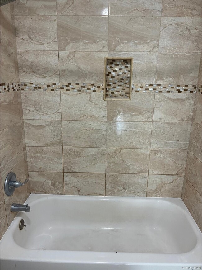 Building Photo - 401 Town Hill Condominium