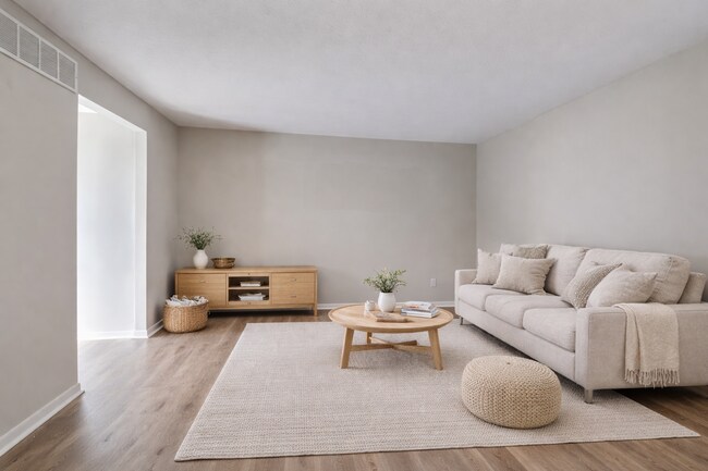 Building Photo - Charming 3-Bed Home in Lees Summit with Garage