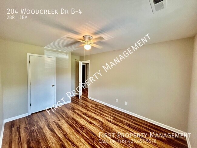 Building Photo - 204 Woodcreek Dr
