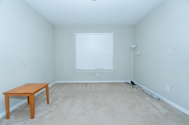 Building Photo - 2813 Barnsley Dr