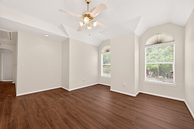 Building Photo - 12831 Dove Point Ln
