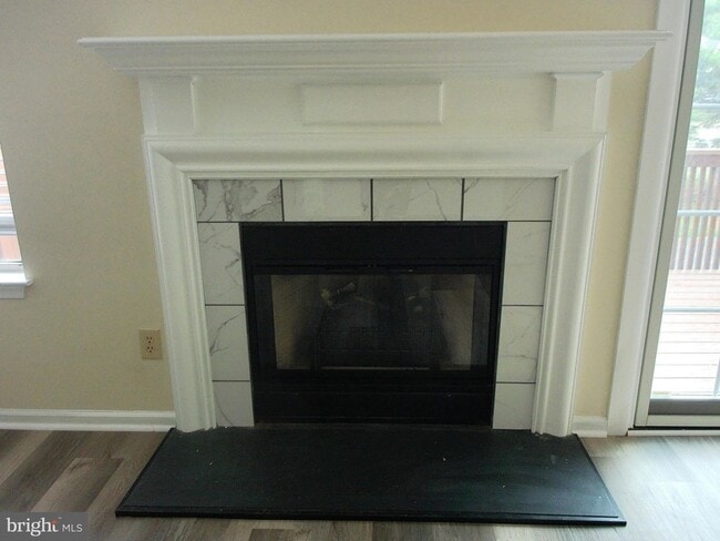 Building Photo - 857 Jackson St