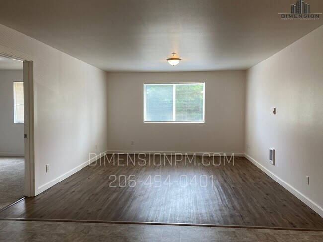 Interior Photo - 3903 S Tyler St