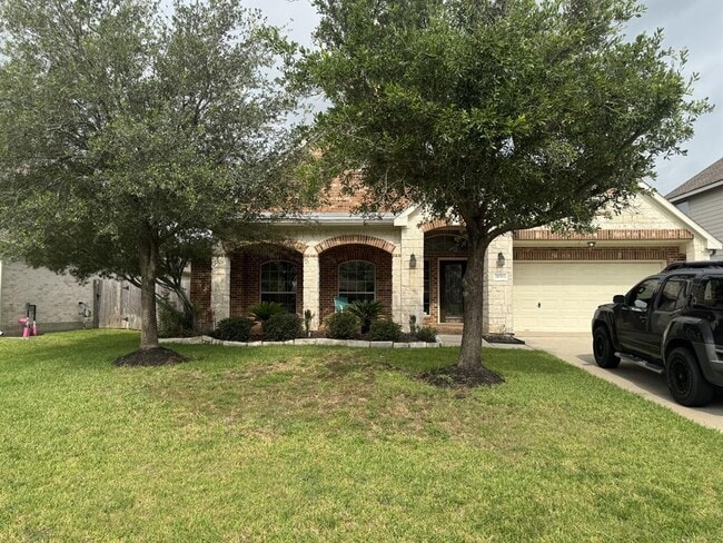 Building Photo - 21511 Avalon Queen Dr