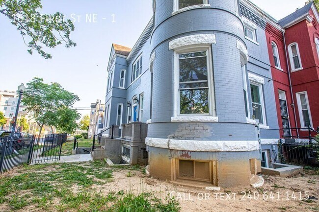 Building Photo - 1618 First St NE-1