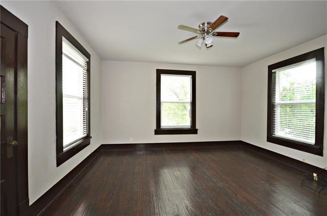 Building Photo - 1402 E Chaffin St