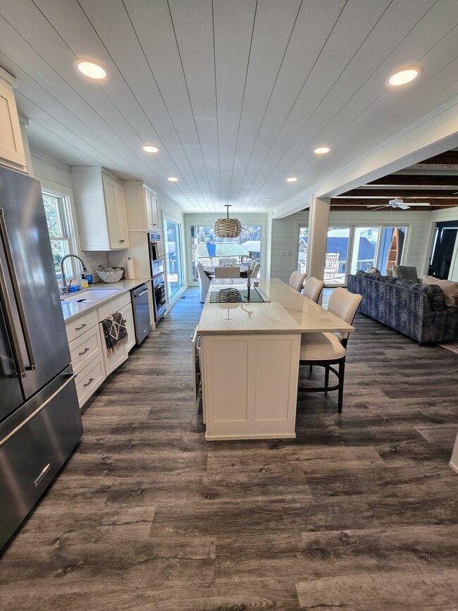 Building Photo - 151 Timpson Cove Rd