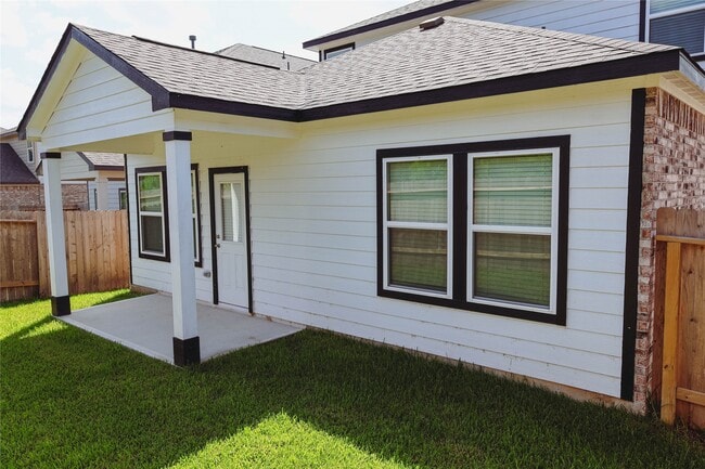 Building Photo - 8598 Blueberry Ash St