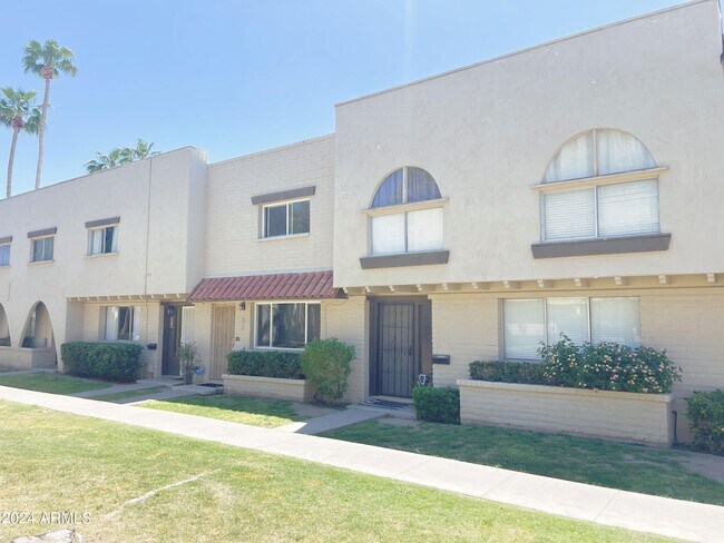 Building Photo - 6845 E Osborn Rd