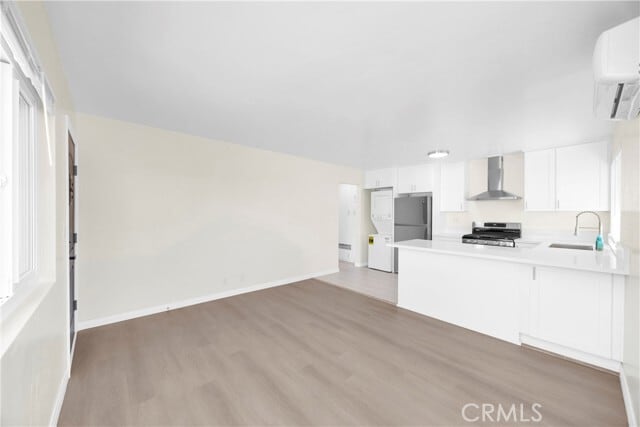 Building Photo - 213 Avenida Rosa