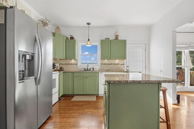 Building Photo - 1565 Bent River Cir