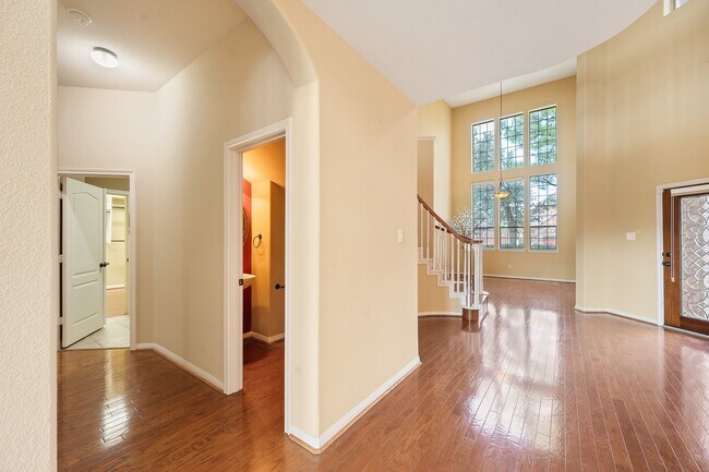 Building Photo - 9710 Lansing Meadows Dr