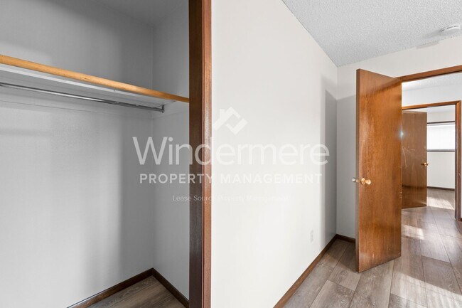 Building Photo - 822-824 N Wilbur Rd