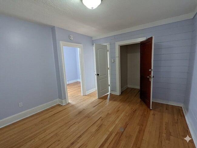 Building Photo - 24 Cortland Pl