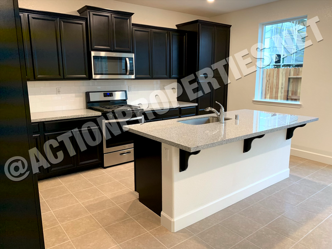 Building Photo - Rocklin Meritage Durango Subdivision: Ener...