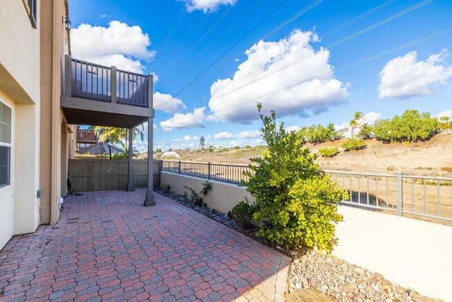 Building Photo - 1423 Caminito Garibay