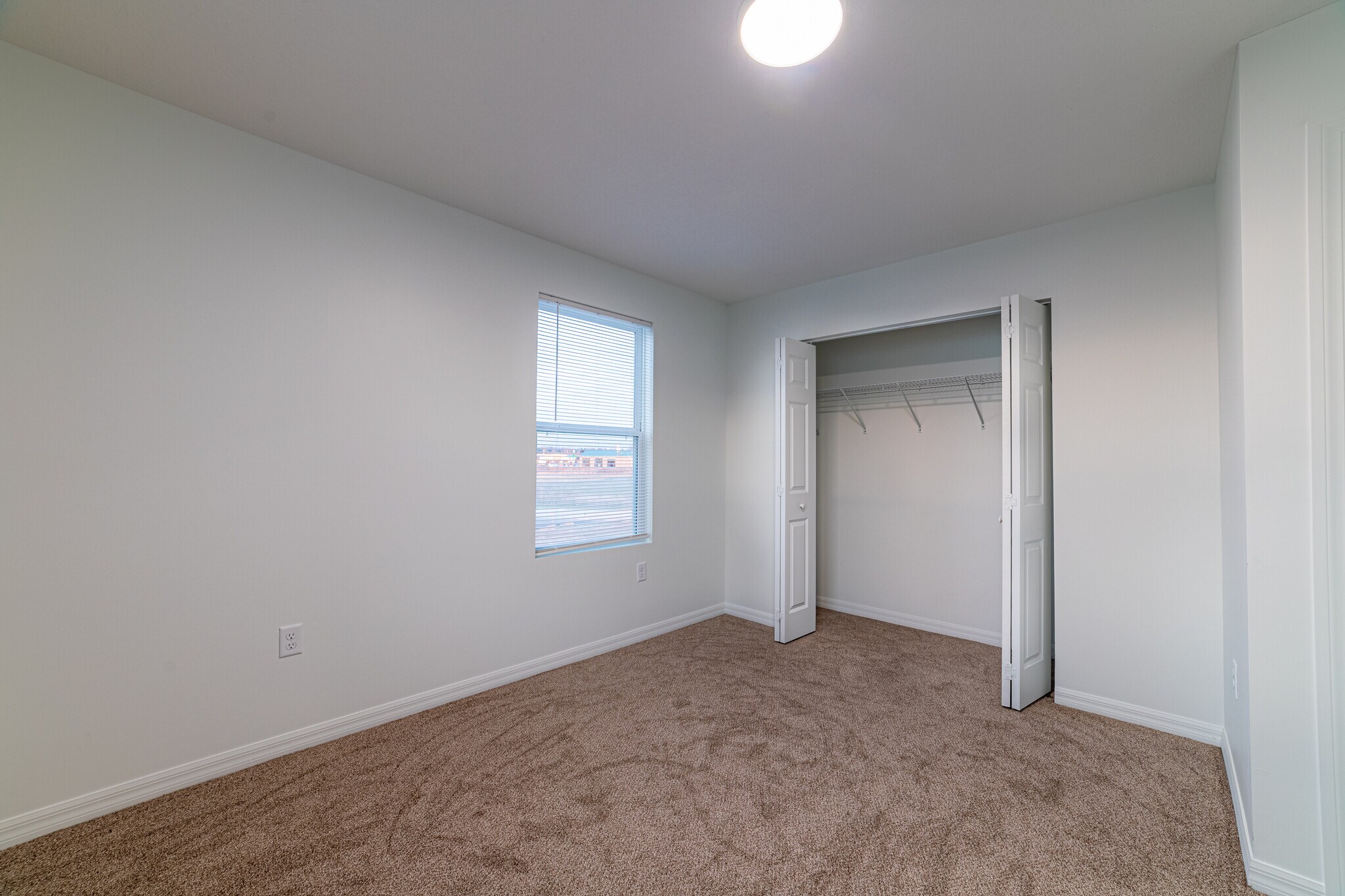 Building Photo - 6208 Commerce Dr