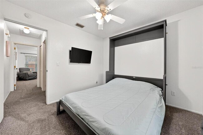 Building Photo - 5107 Deer Creek Dr