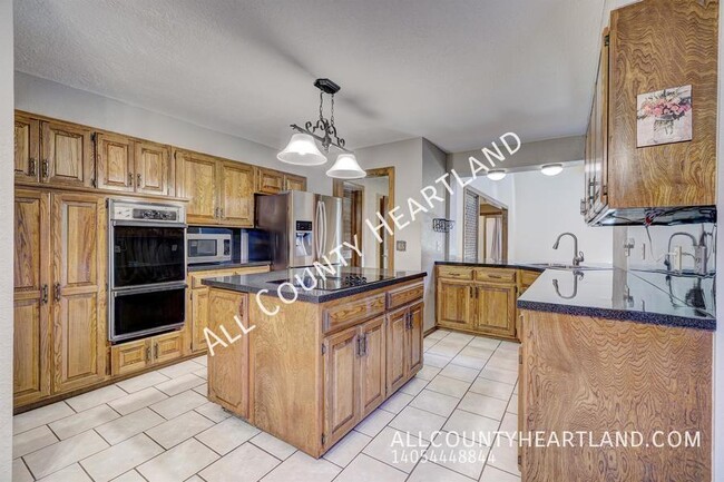 Building Photo - 10408 Casa Linda