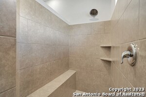 Building Photo - 9242 Landa Falls