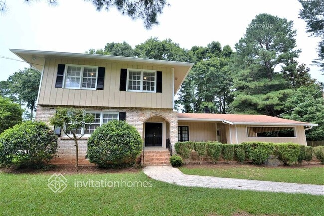 Building Photo - 2507 Robin Hood Pl