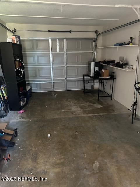 Building Photo - 1681 Dogwood Cir