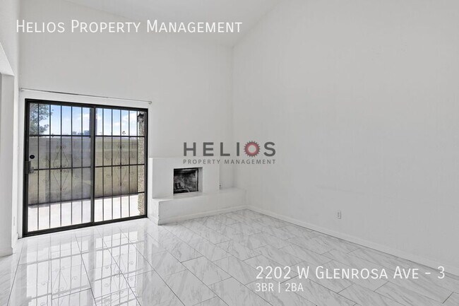 Building Photo - 2202 W Glenrosa Ave